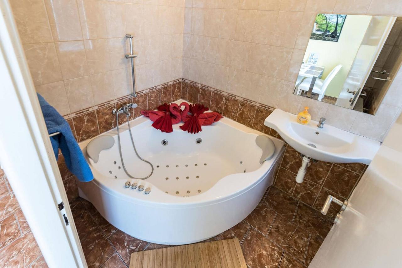 Apartman Exclusive Prague Whirlpool Eksteriør billede